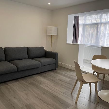 Apartament Emma Tergovistye Kültér fotó