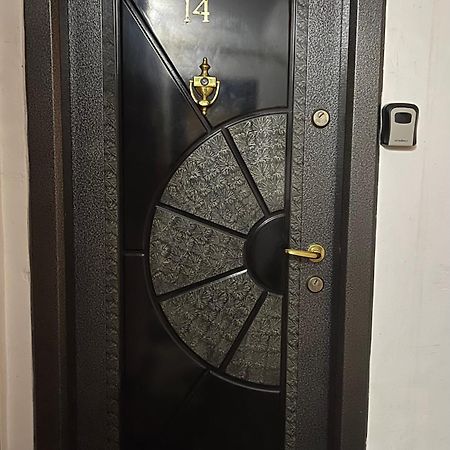 Apartament Emma Tergovistye Kültér fotó