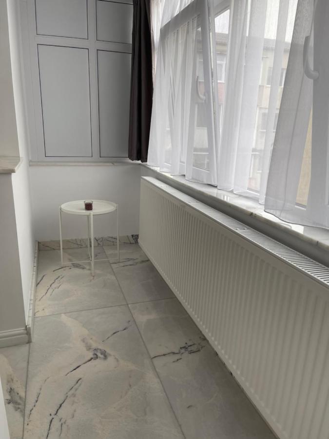 Apartament Emma Tergovistye Kültér fotó