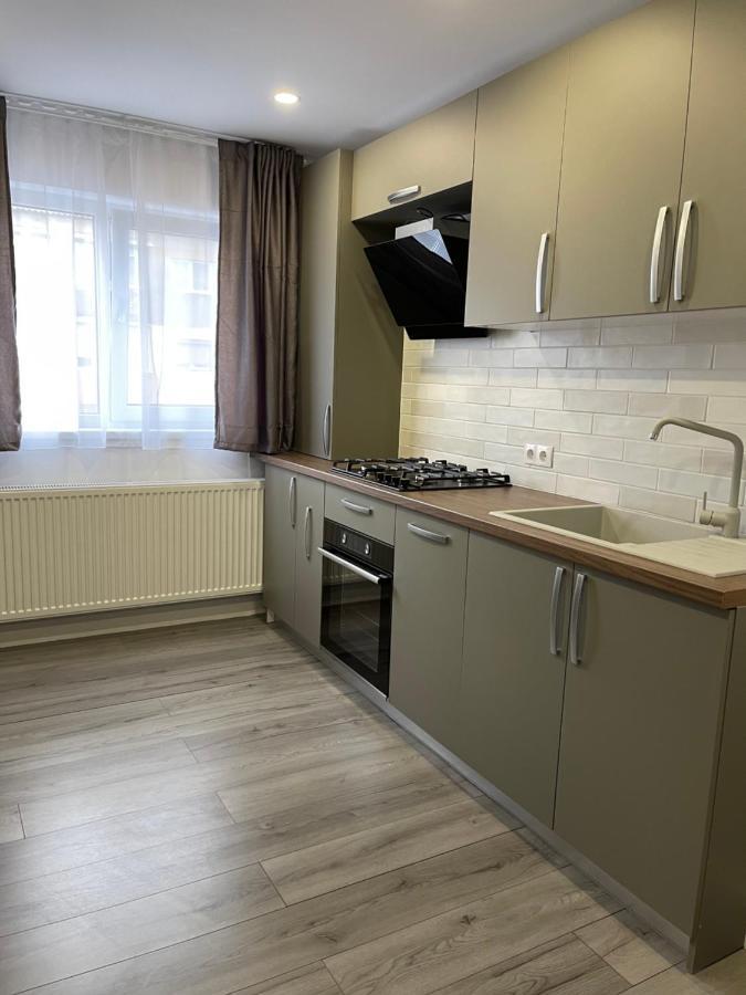 Apartament Emma Tergovistye Kültér fotó